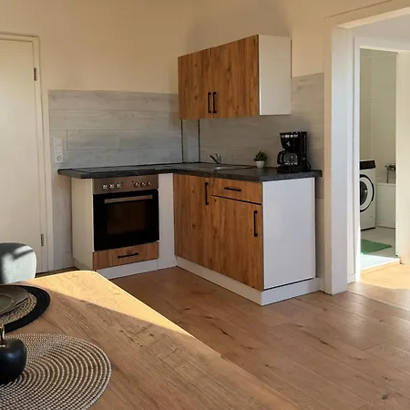 Livemore24 - 3 In Wlan - Smart-tv - 24-7 Check-in Und Küche * Oberhausen (North Rhine-Westphalia)